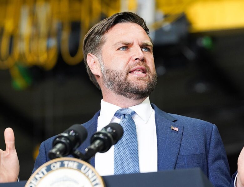 Венс зробив заяву щодо поступок з боку Росії