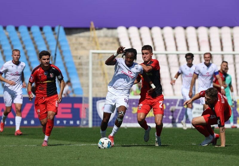 Верес бере перші три очки в чемпіонаті на обіграванні ЛНЗ