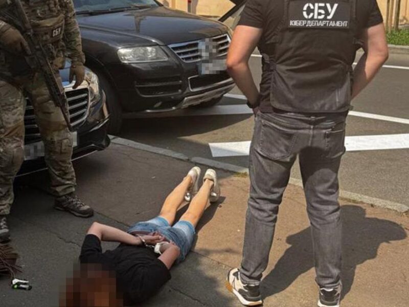 Викрито агентку ФСБ, що готувала обстріли та теракти в Києві