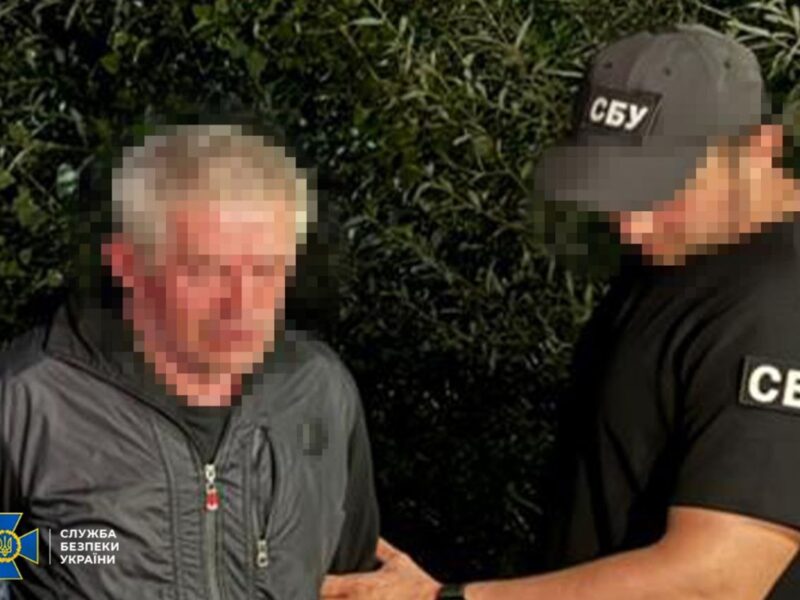 Викрито сімох організаторів схем для ухилянтів