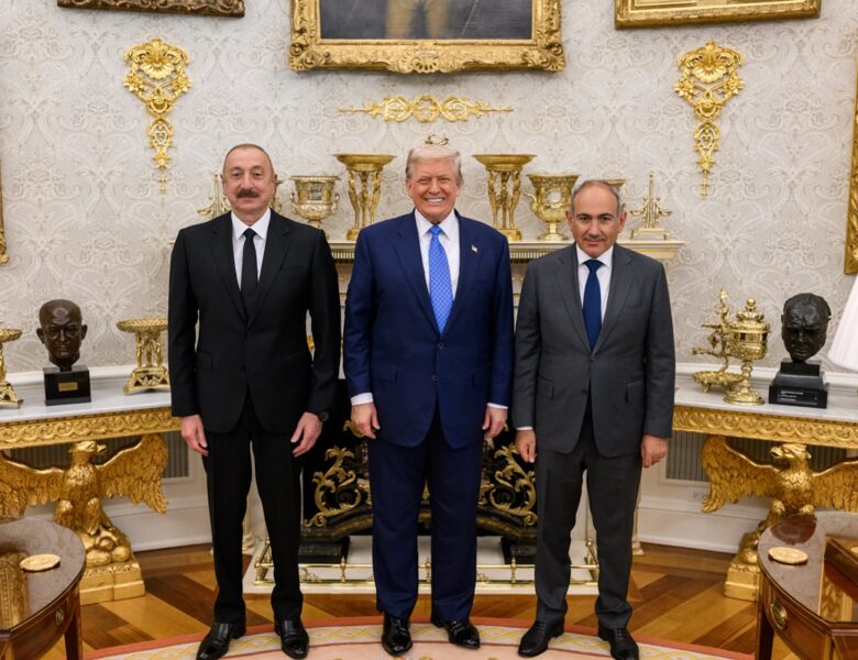 Вірменія і Азербайджан підписали мирну угоду у США
