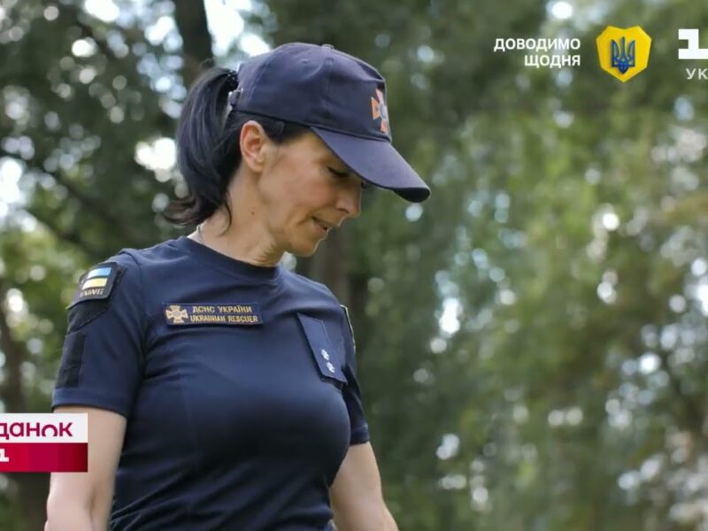 Сотні виїздів за рік. Постійна небезпека. Обстріли та вогонь, який не знає жалю…