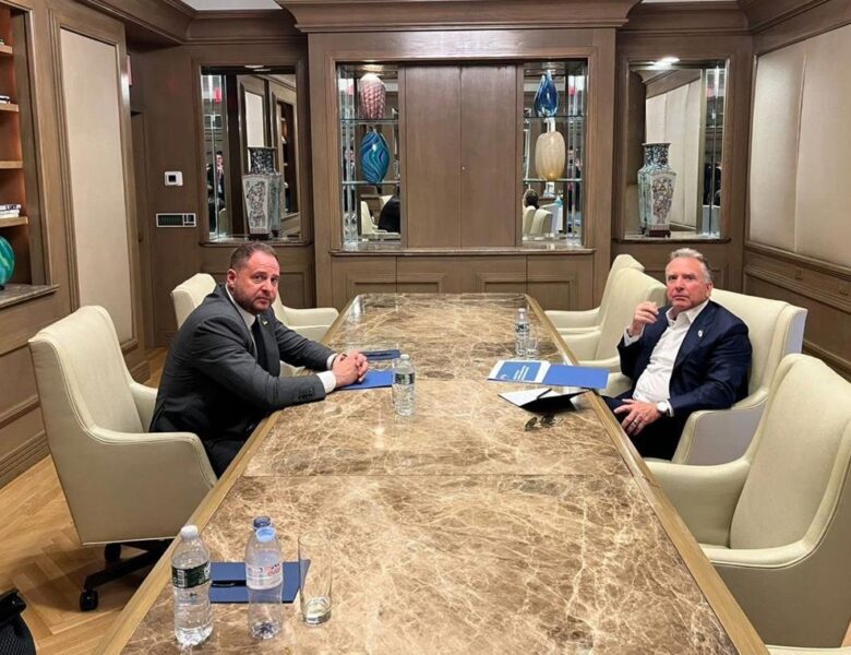 Єрмак зустрівся з Віткоффом у Нью-Йорку