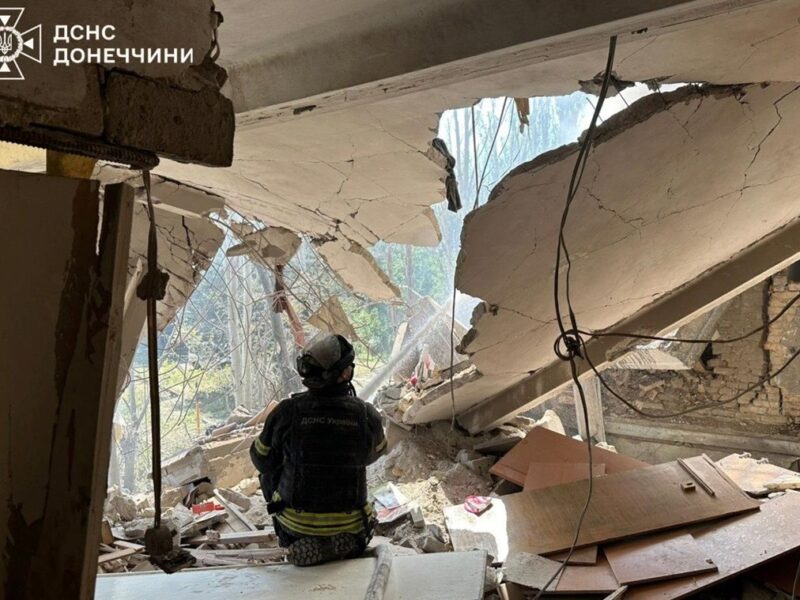 Зеленський назвав демонстративними нічні удари РФ