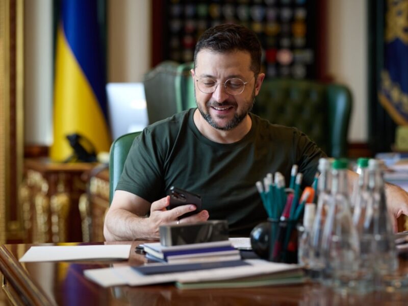 Зеленський обговорив із Рютте постачання зброї