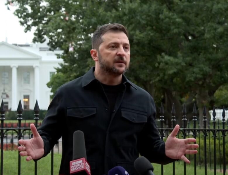 Зеленський: Питання територій залишимо між мною та Путіним