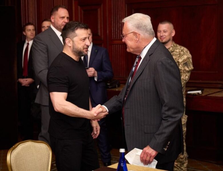 Зеленський зустрівся з Келлогом у Вашингтоні