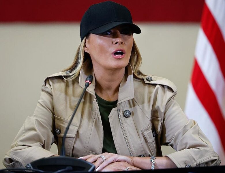 ЗМІ дізнались про лист Меланії Трамп для Путіна