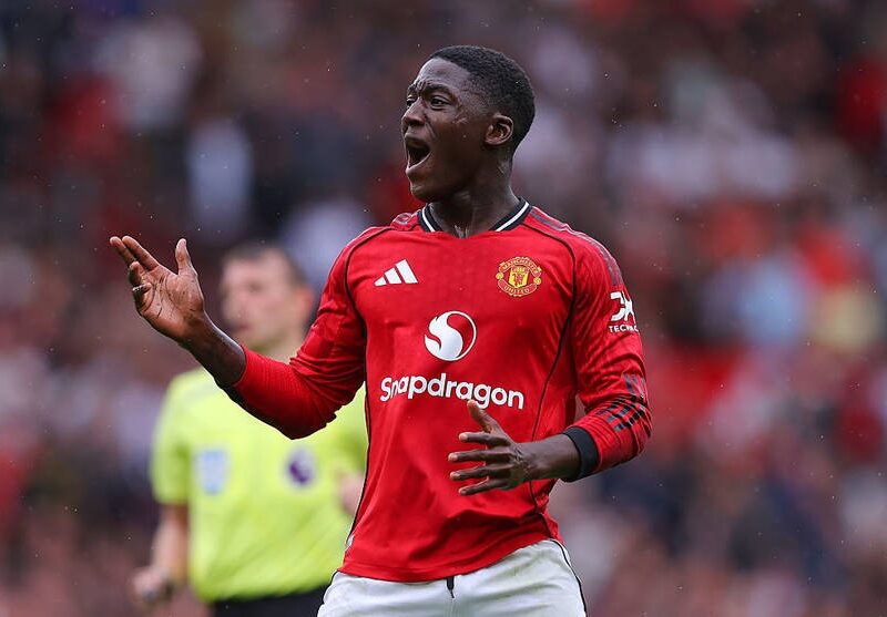 20-річний гравець МЮ міг піти і до Миколенка, і до Довбика з їхніми клубами