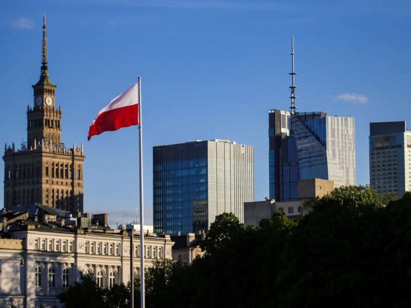 Атака дронів: більшість поляків відкидає версію Трампа про “помилку”