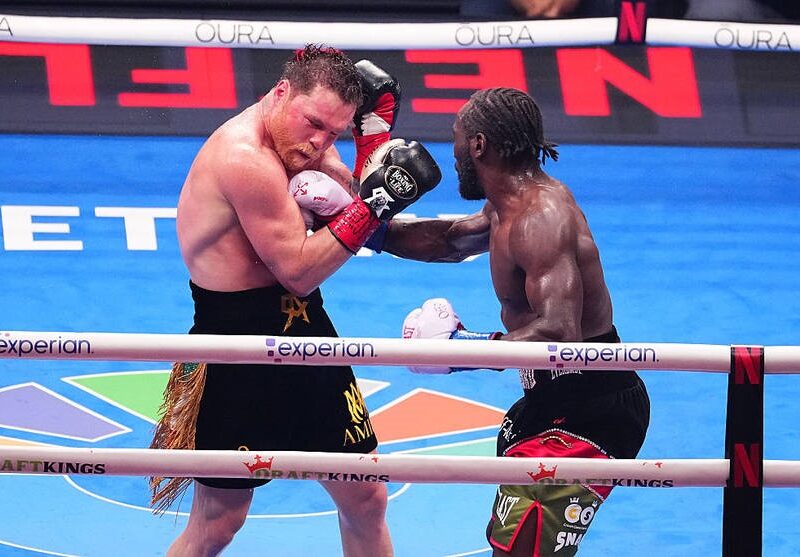 Бій Альварес – Кроуфорд побив рекорд переглядів серед титульних поєдинків
