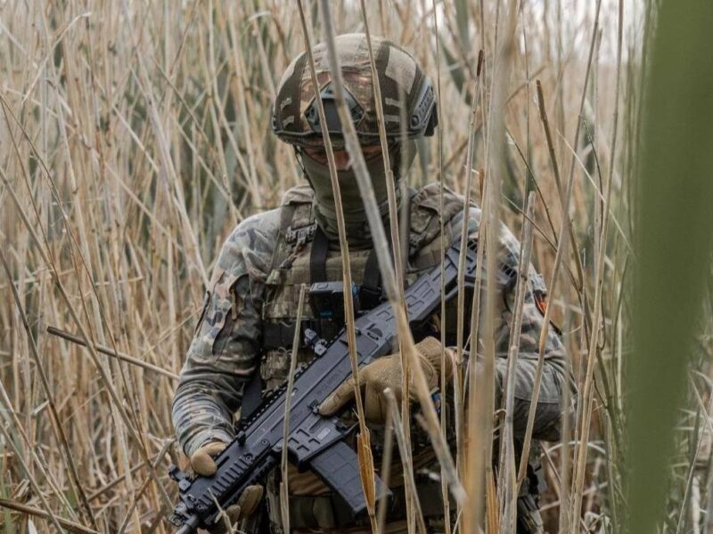 Бої з росіянами ведуться на 11 напрямках – Генштаб