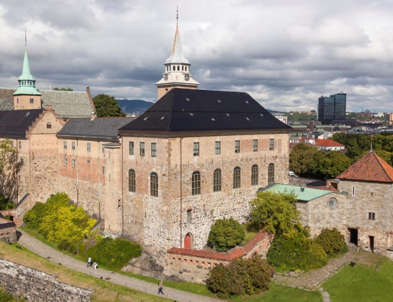 Дрони виявили над військовим об’єктом Норвегії