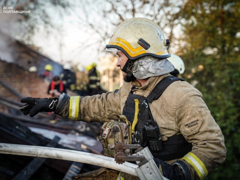 Дронова атака на Полтавщину, горіло підприємство