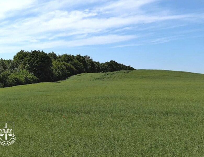 Ексглаву Держгеокадастру Хмельниччини підозрюють у махінації на 3,6 млн