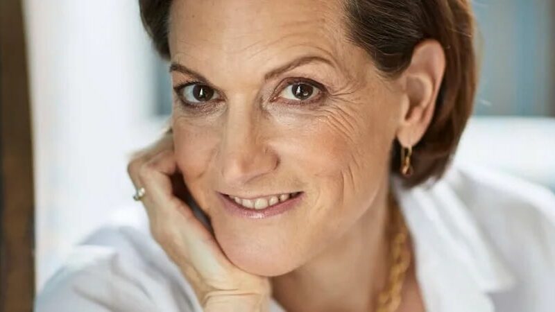 Енн Епплбом поділилася враженнями від столиці України