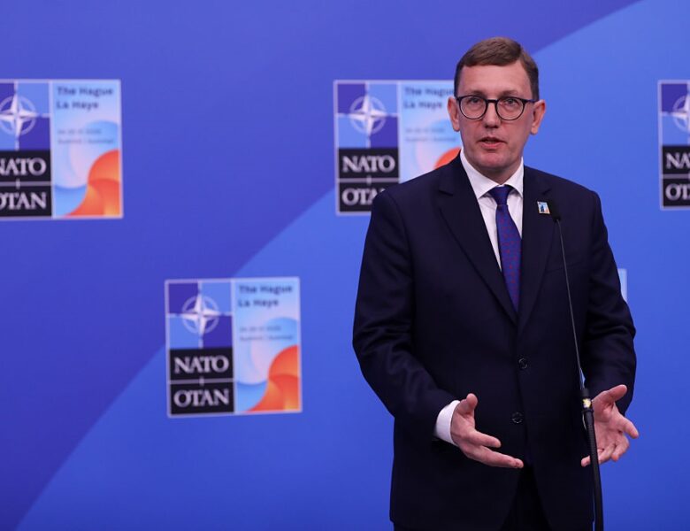 Естонія запросила консультації з НАТО після зальоту російських МіГ-31