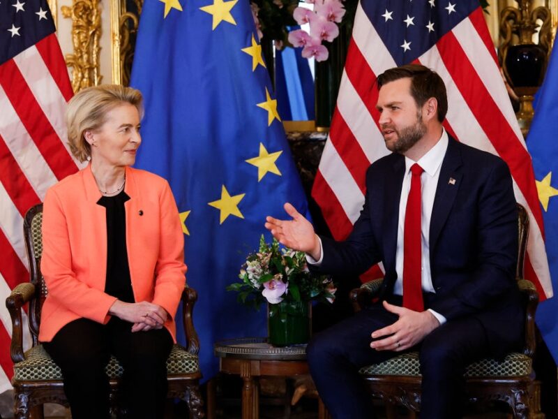 Фон дер Ляєн та Венс скоординували санкційний тиск на РФ