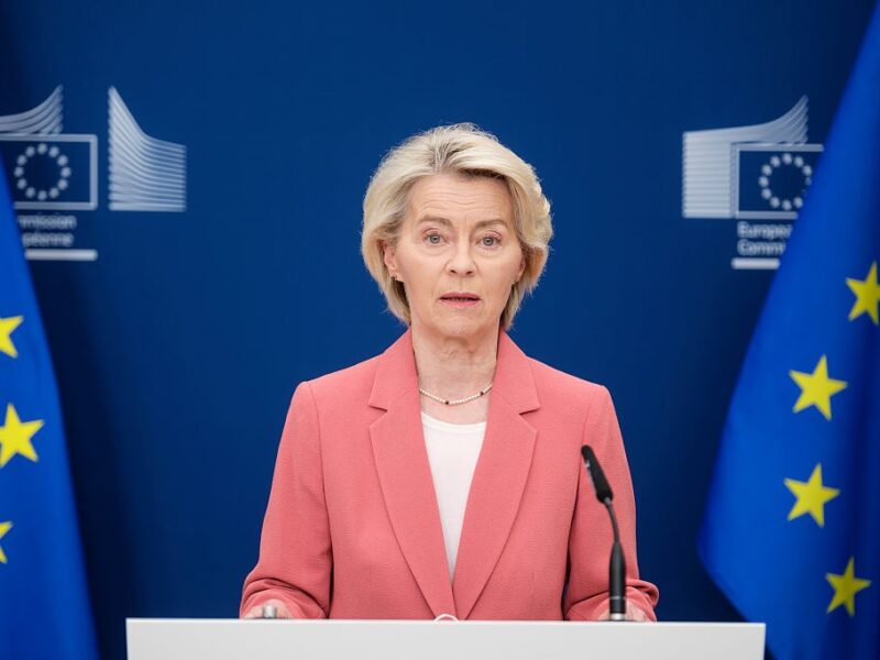 Фон дер Ляєн засудила російський обстріл України