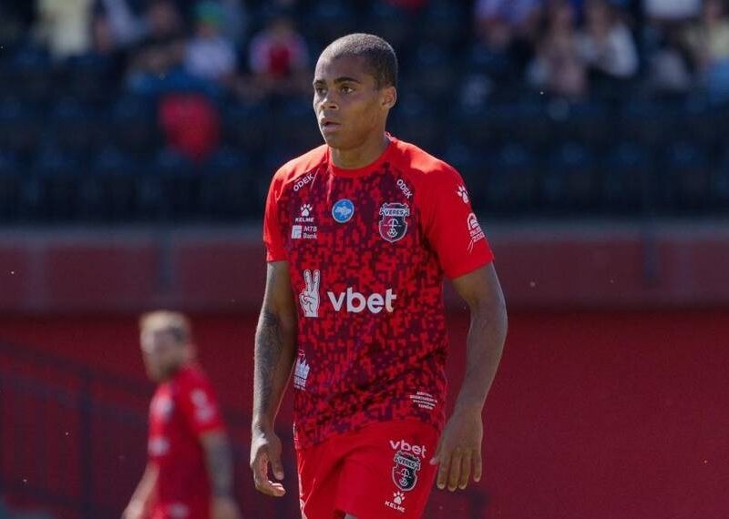 Форвард Вереса отримав дискваліфікацію за вилучення в матчі з Кудрівкою