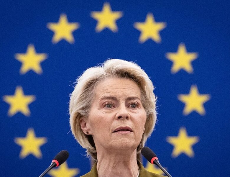 Готуються два вотуми недовіри фон дер Ляєн – ЗМІ