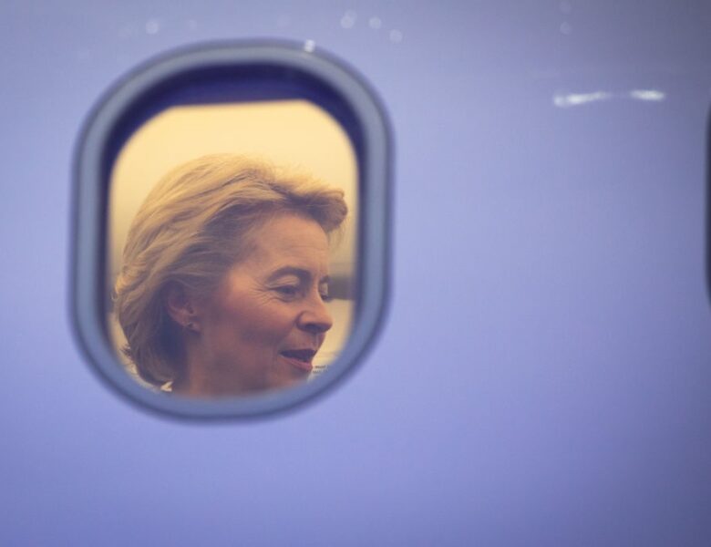 Інцидент з літаком з фон дер Ляєн: Болгарія не розслідуватиме перешкоди GPS