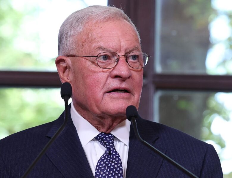 Келлог висловився про досягнення миру в Україні