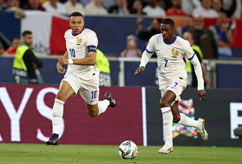 Кіліан Мбаппе вручив би Золотий м’яч Усману Дембеле: Особисто в руки