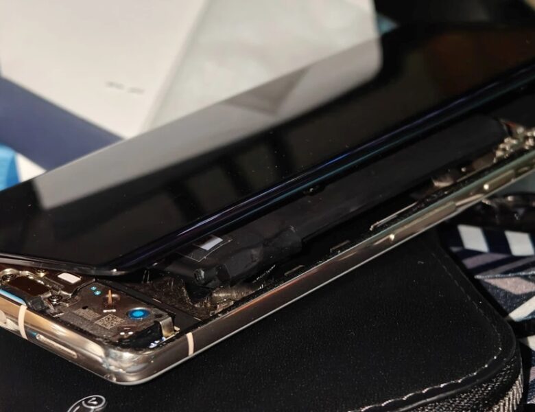 Користувачі Pixel 7 і Pixel 7 Pro скаржаться на розбухання батарей