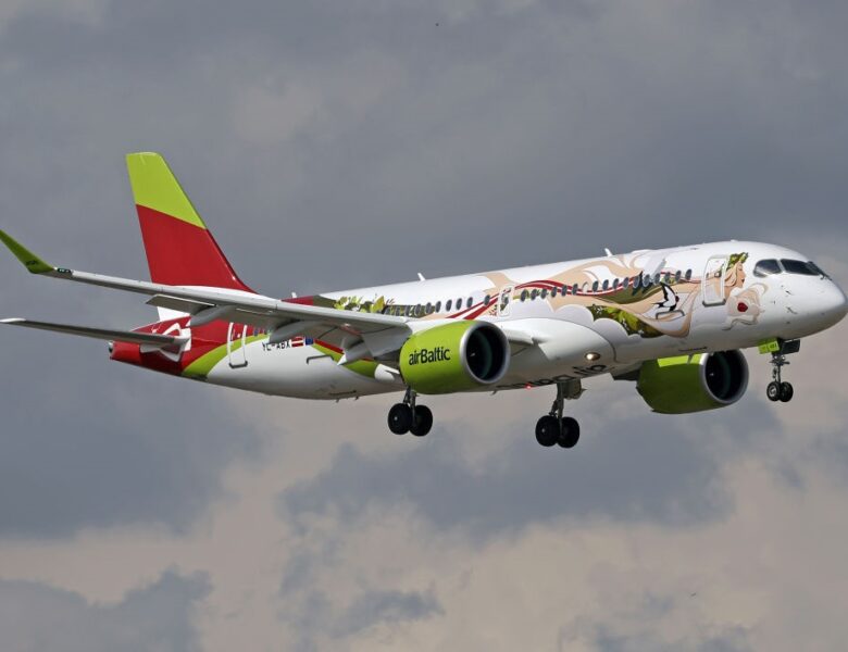 Латвія закриває повітряний простір біля кордону з Білоруссю й Росією