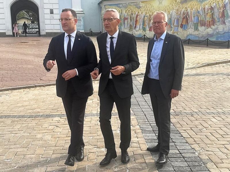 Лідери коаліційних фракцій ФРН прибули до Києва