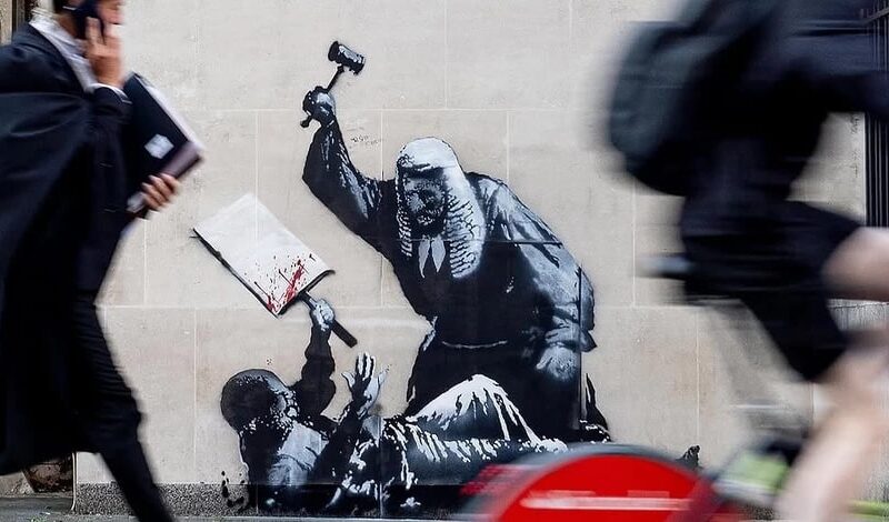 Лондонська поліція розслідує графіті Бенксі на будівлі Королівського суду