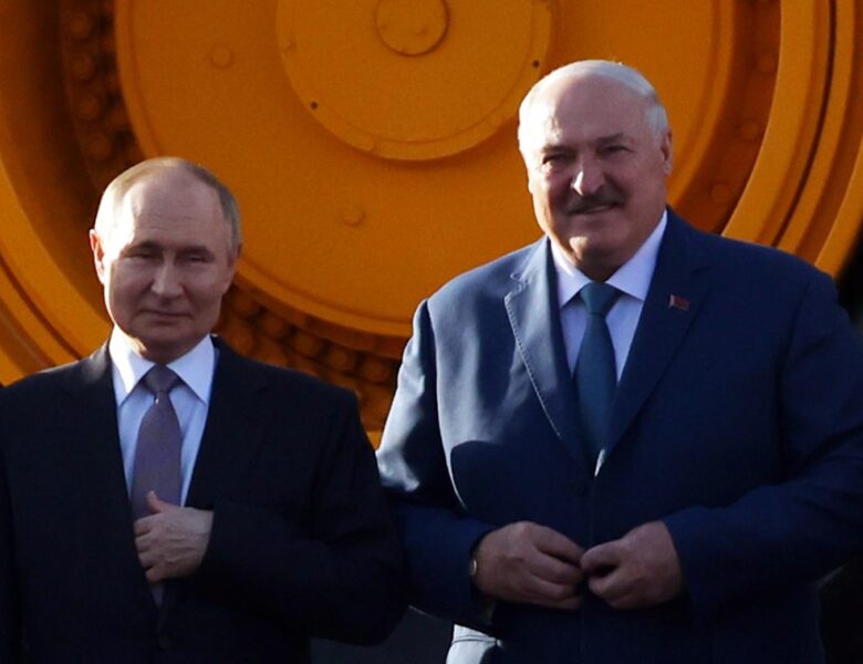 Лукашенко планує постачати електроенергію в окуповані РФ регіони України