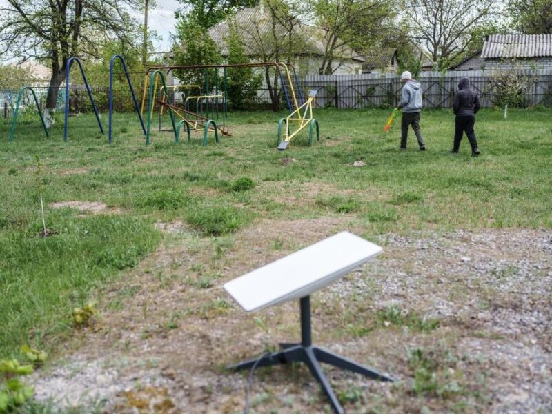 Мадяр: На фронті фіксують збій у роботі Starlink