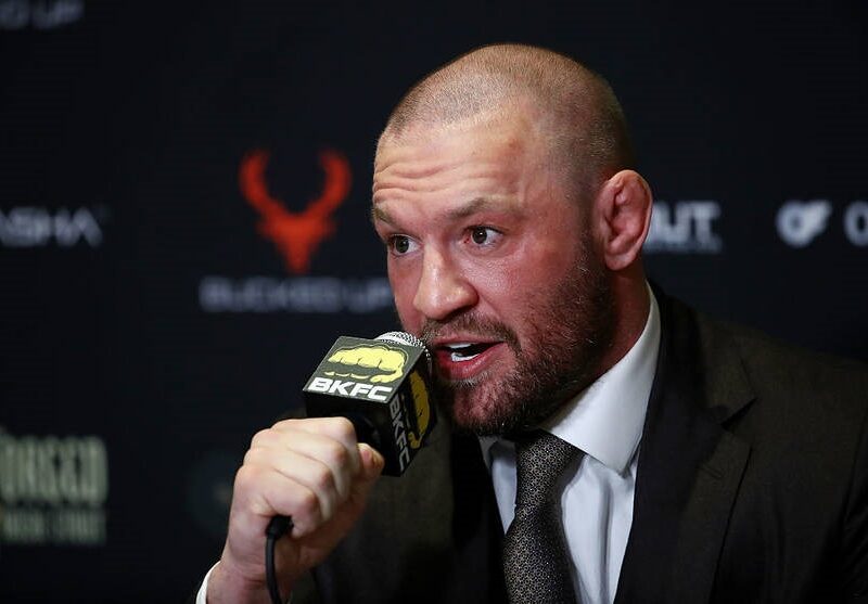 Мак-Грегор просить громадськість прохати чиновників дати йому президентство