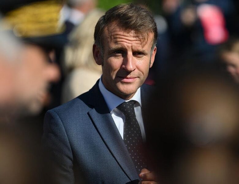 Макрону заблокували дорогу через кортеж Трампа