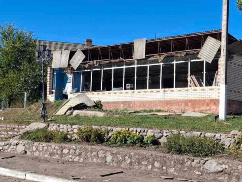 На Чернігівщині російські обстріли спричинили відключення світла