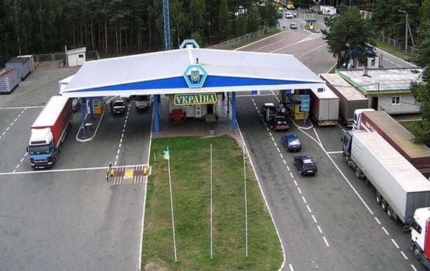 На кордоні з Польщею та Молдовою значні затори – ДПСУ