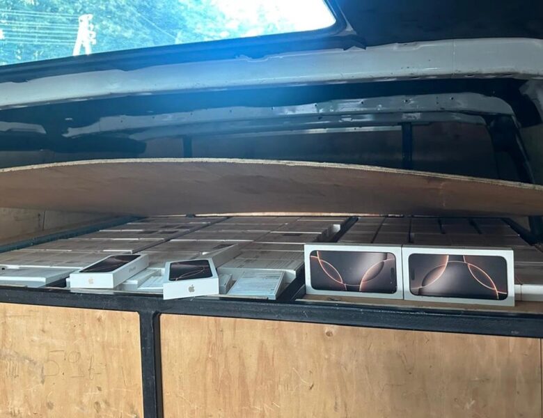 На кордоні з Польщею вилучили рекордну партію iPhone