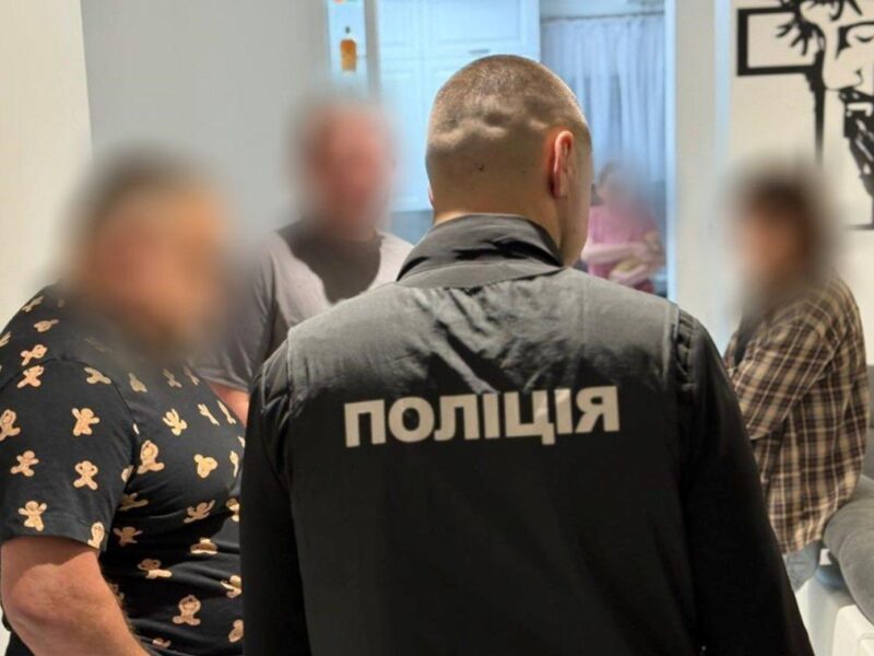 На Прикарпатті затримали на хабарі депутата, що працює в ТЦК