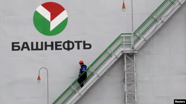 НПЗ у російській Уфі уразили дрони ГУР – ЗМІ