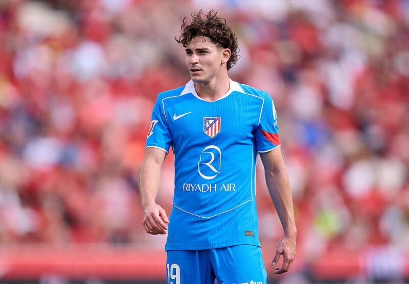 Одразу два гранди претендують на зірку Атлетіко