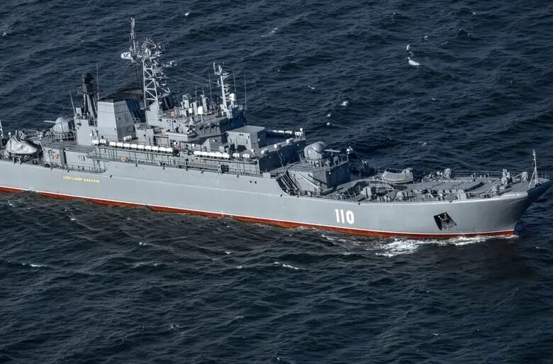 Поблизу Данії виявили корабель ВМФ Росії під час нальоту дронів – ЗМІ