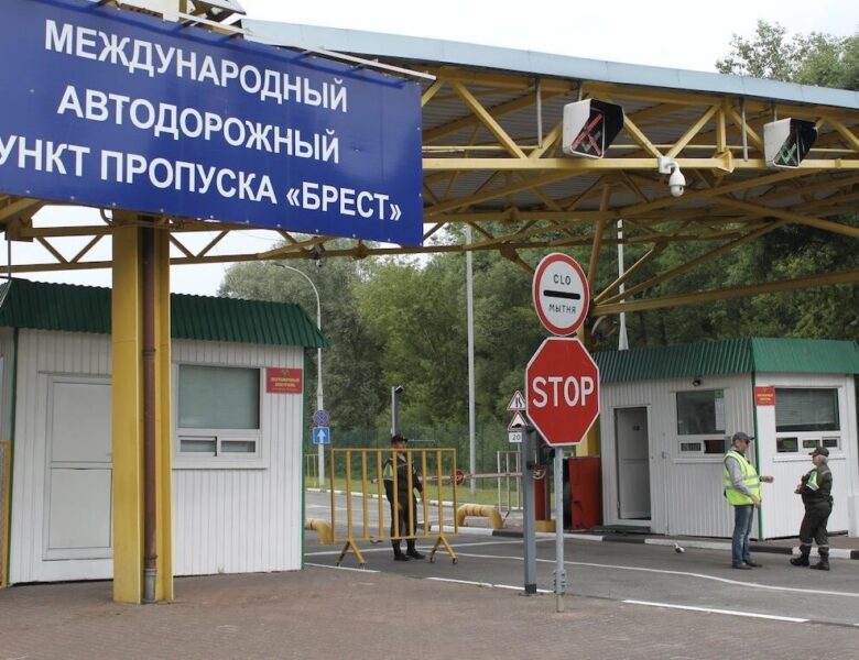 Польща поновила рух на кордоні з Білоруссю