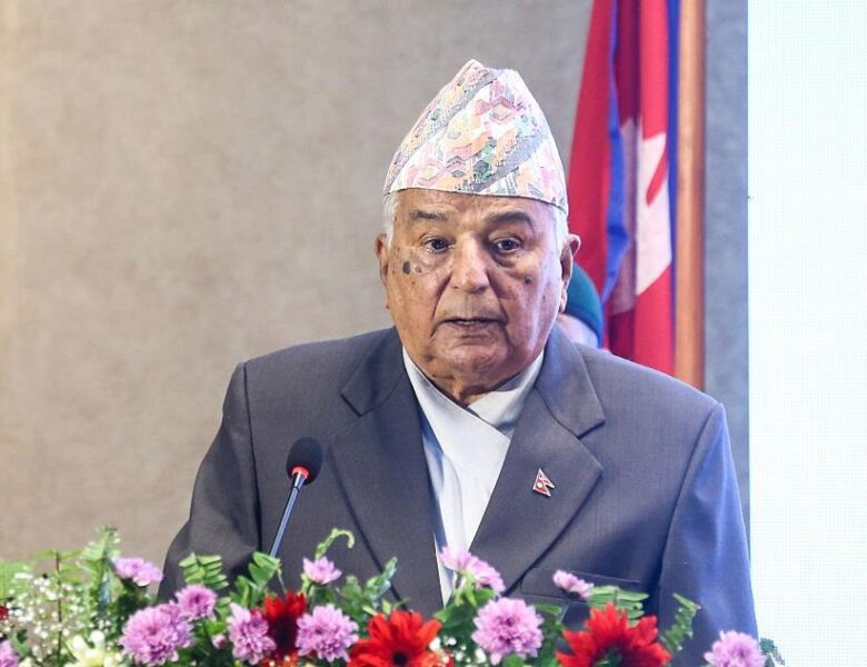 Президент Непалу вийшов у відставку на тлі протестів у країні