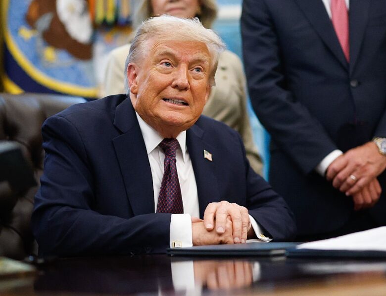 Рейтинг Трампа впав до нового мінімуму