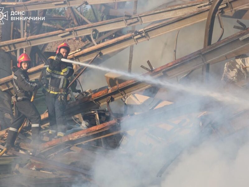 РФ випустила понад 400 БПЛА і 40 ракет – президент