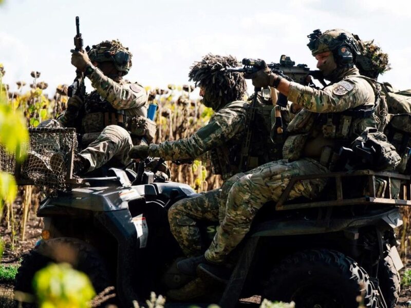 Росія посилено атакує на трьох напрямках – Генштаб