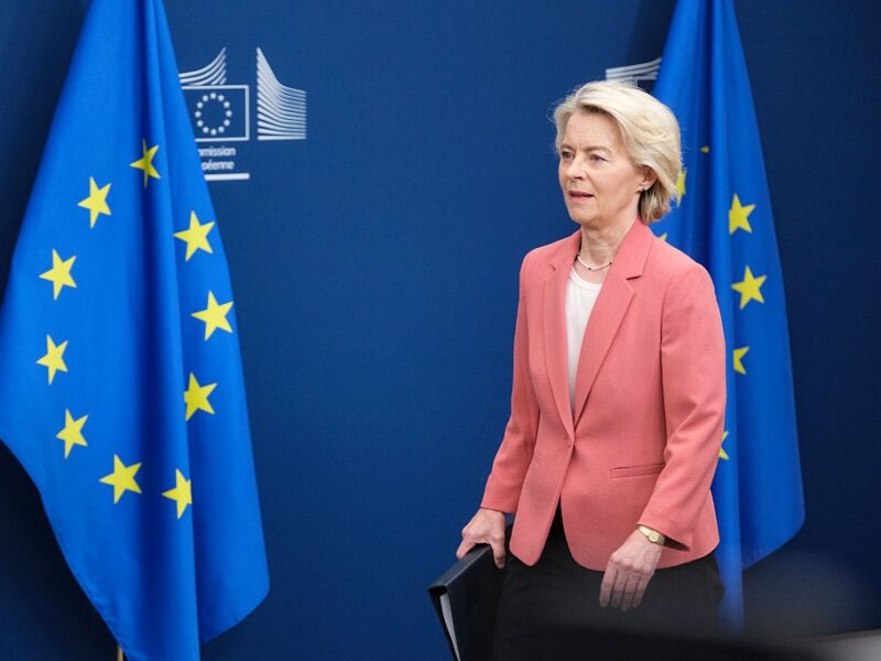 Росія проти GPS. Атака на літак фон дер Ляйєн