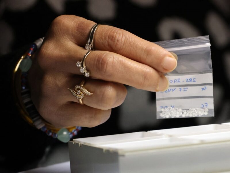 Росія влаштувала хаб у Вірменії для вивезення підсанкційних алмазів – ЗМІ